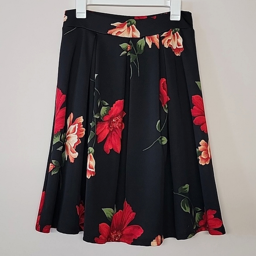 See You Monday Floral Skirt Black